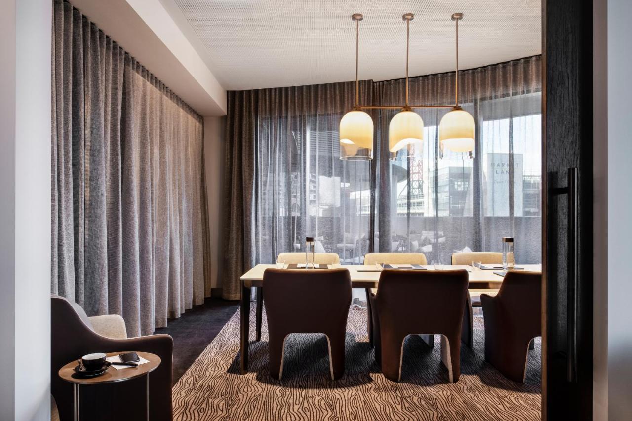 Melbourne Marriott Hotel Docklands Екстер'єр фото The dining room