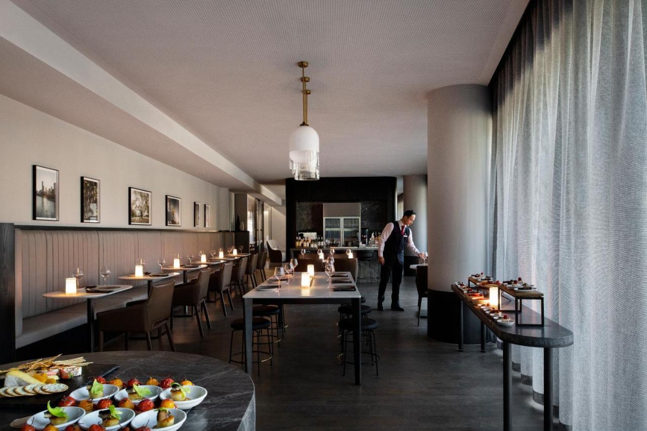 Melbourne Marriott Hotel Docklands Екстер'єр фото The interior of the restaurant