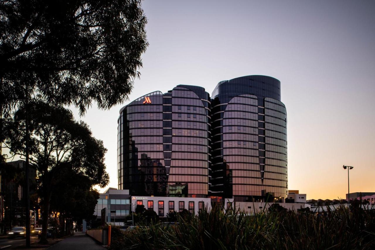 Melbourne Marriott Hotel Docklands Екстер'єр фото The Marriott Melbourne Docklands