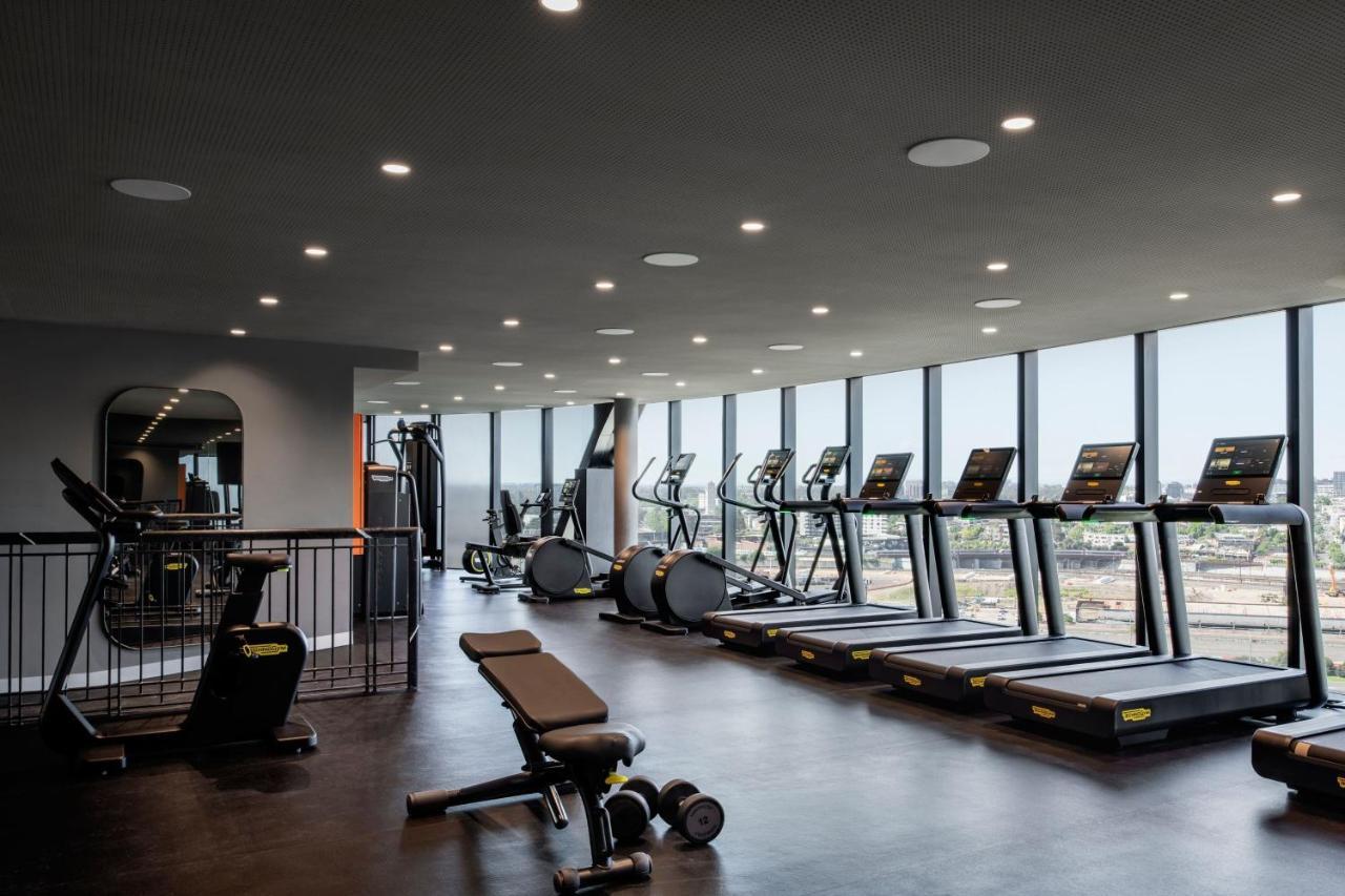 Melbourne Marriott Hotel Docklands Екстер'єр фото The gym at the 2018-opened hotel